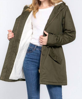 Active Usa - Jaqueta utilitária com capuz e forro de lã e pele