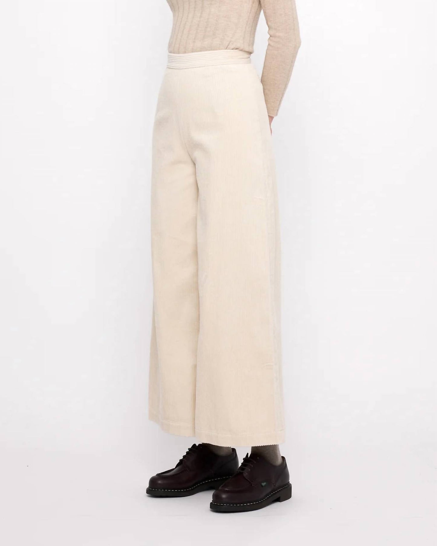 7115 By Szeki - Classic Wide Legged Trouser