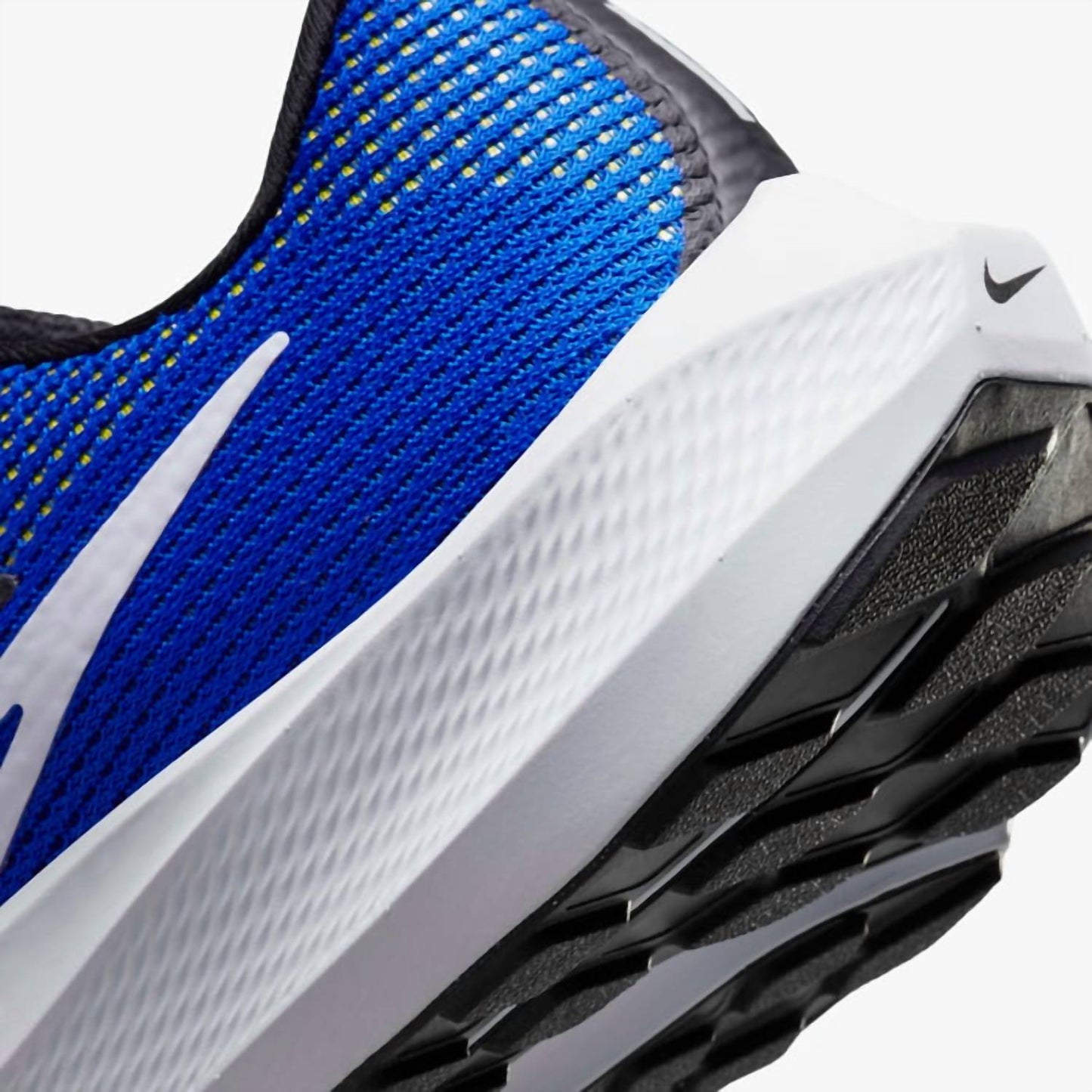 Nike - Men's Pegasus 40 Road Running Shoes