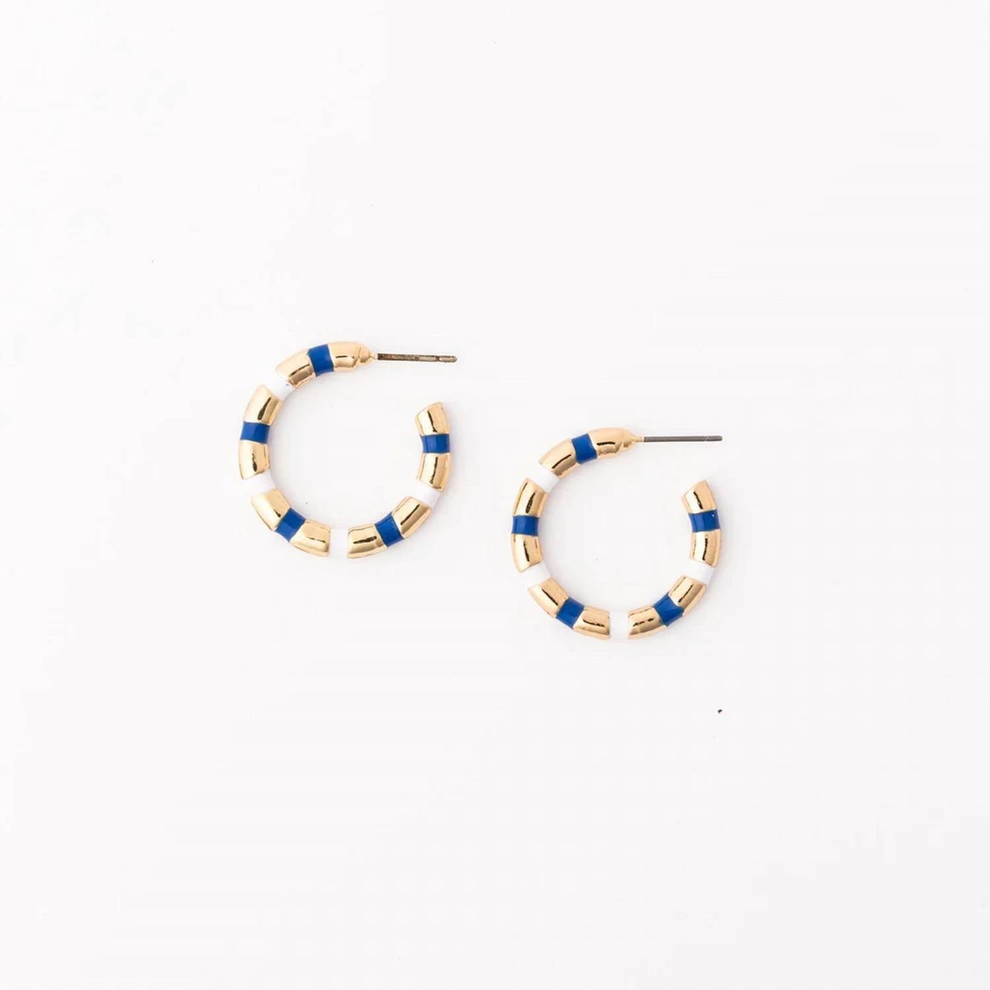 Michelle Mcdowell - Nellie Medium Hoop Earrings