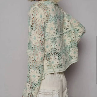 Pol - Cropped Long Sleeve Crocheted Cardigan