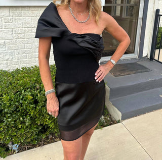 French Connection - Top Assimétrico Noelani