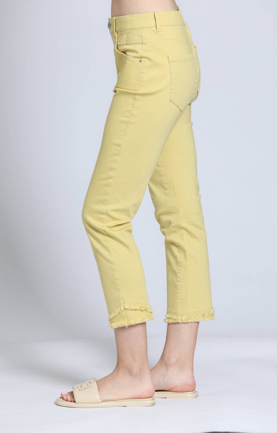 Apny - Olivia Pull-on Crop Frayed Jean