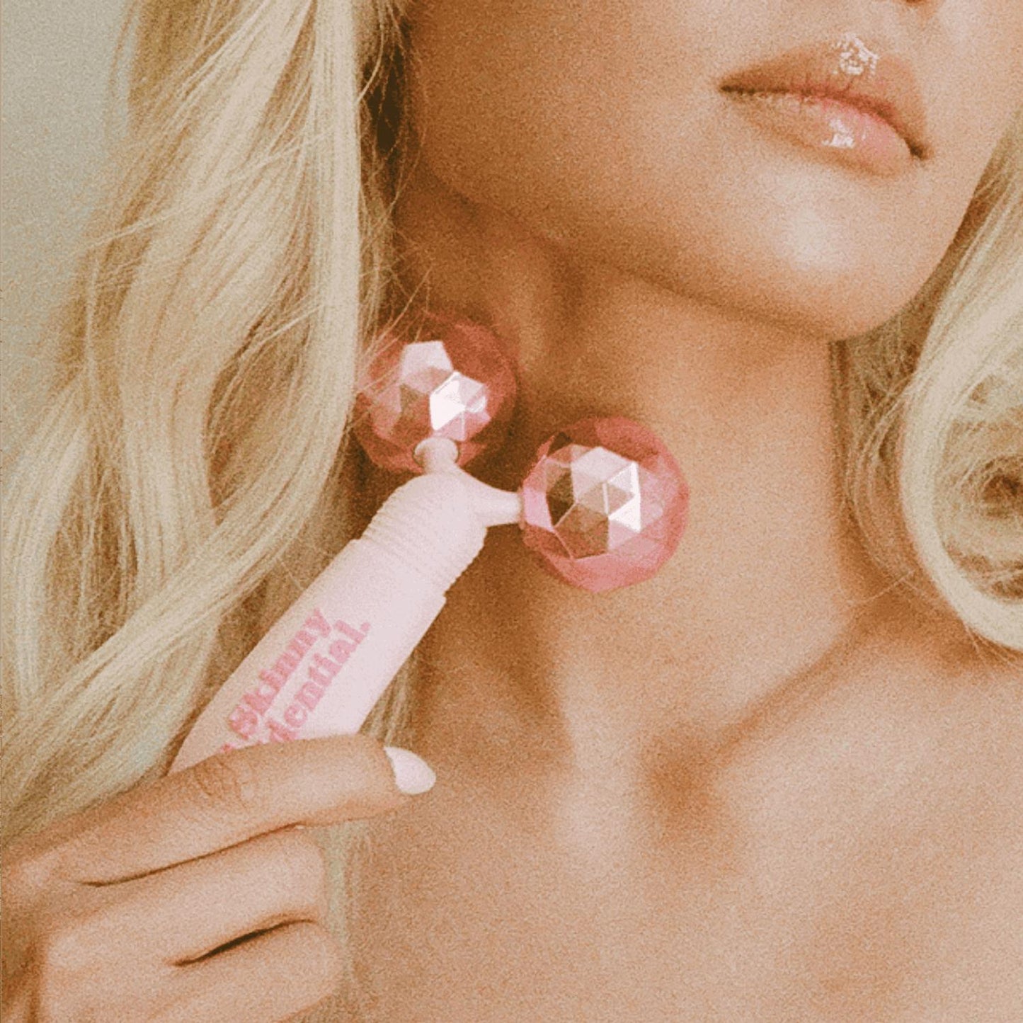 The Skinny Confidential - Facial Ball Massager