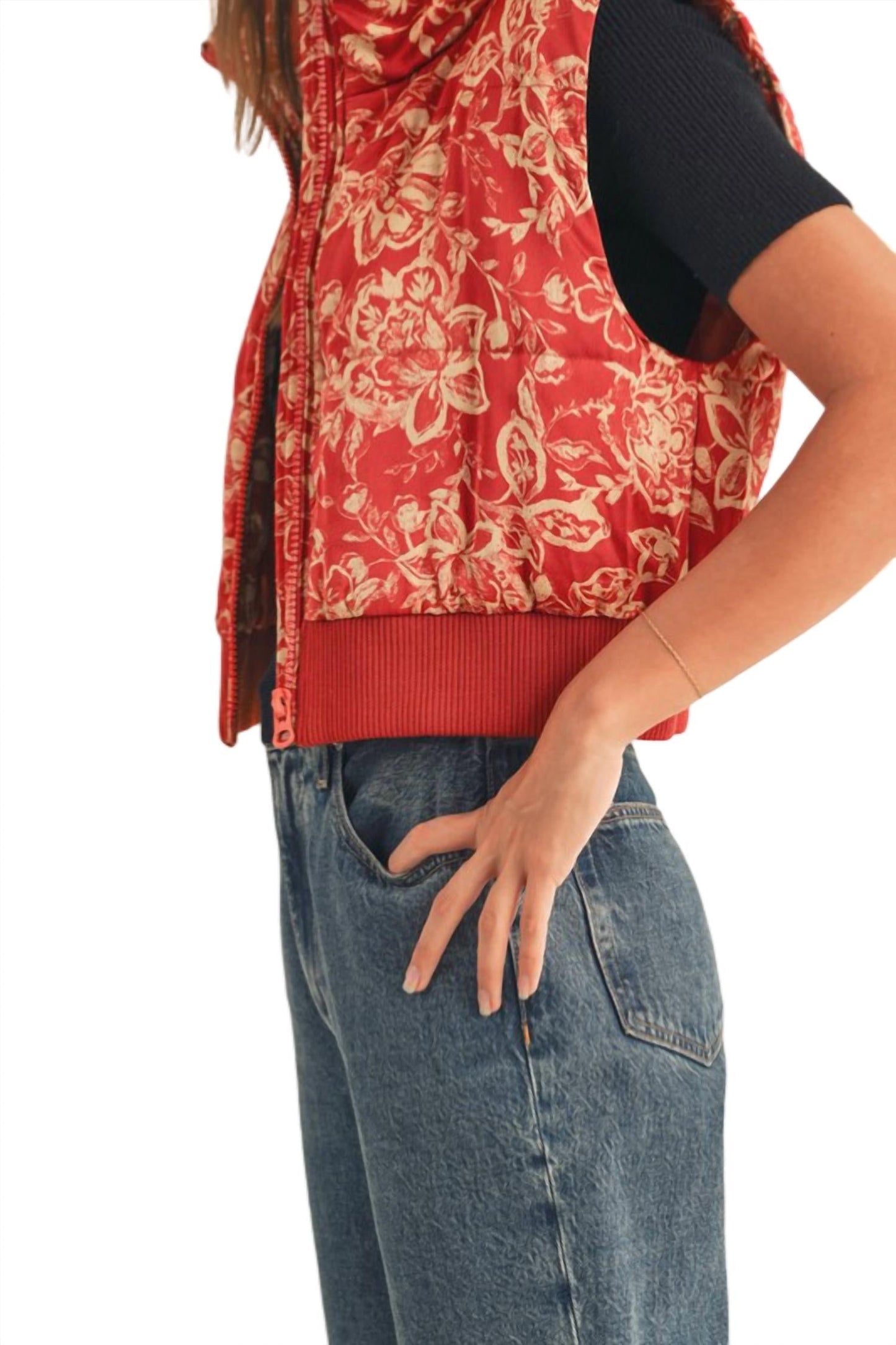 &Merci - Floral Cropped Puffer Vest