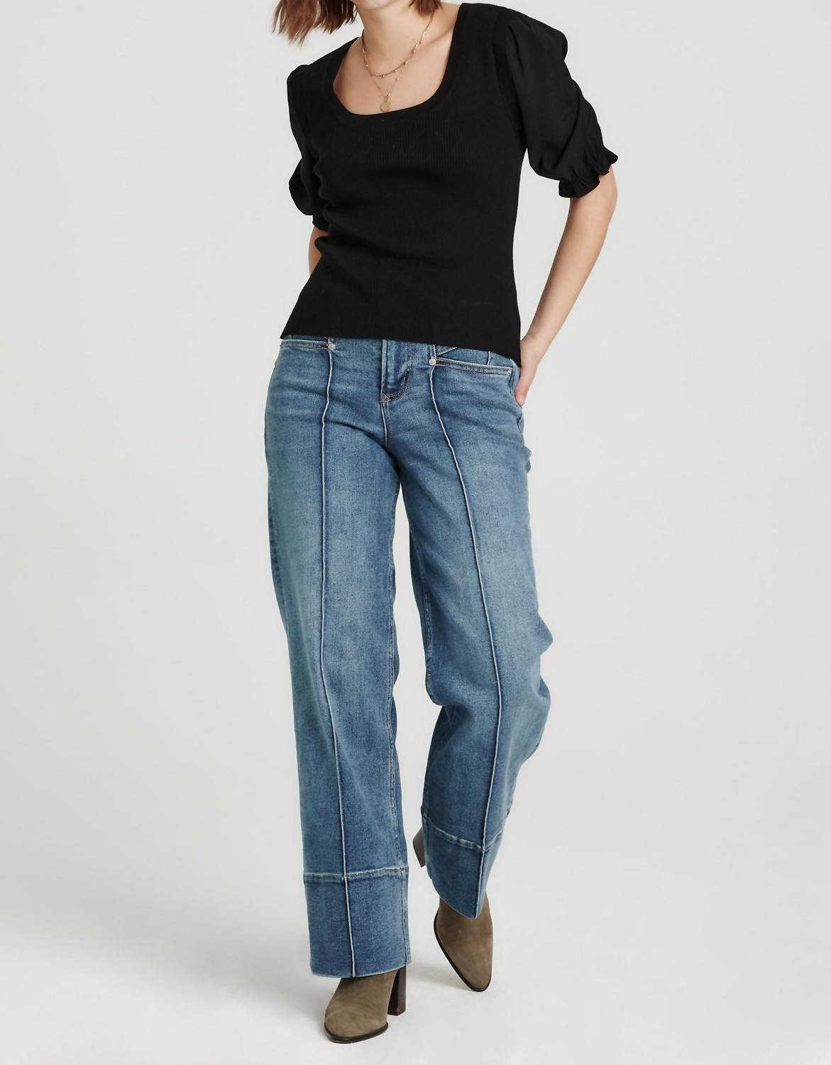 Another Love - Lenore Puffed Short Sleeves Top