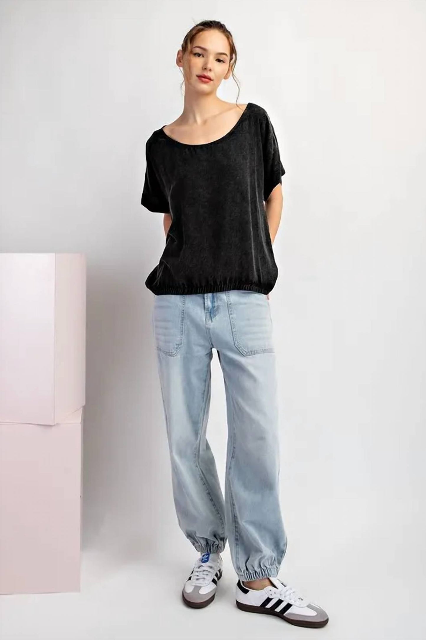 Ee:Some - Cool & Casual Off Shoulder Top