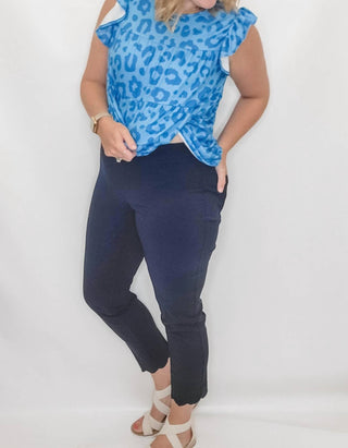 Slimsation By Multiples - Calça de Cano Curto com Bainha Recortada