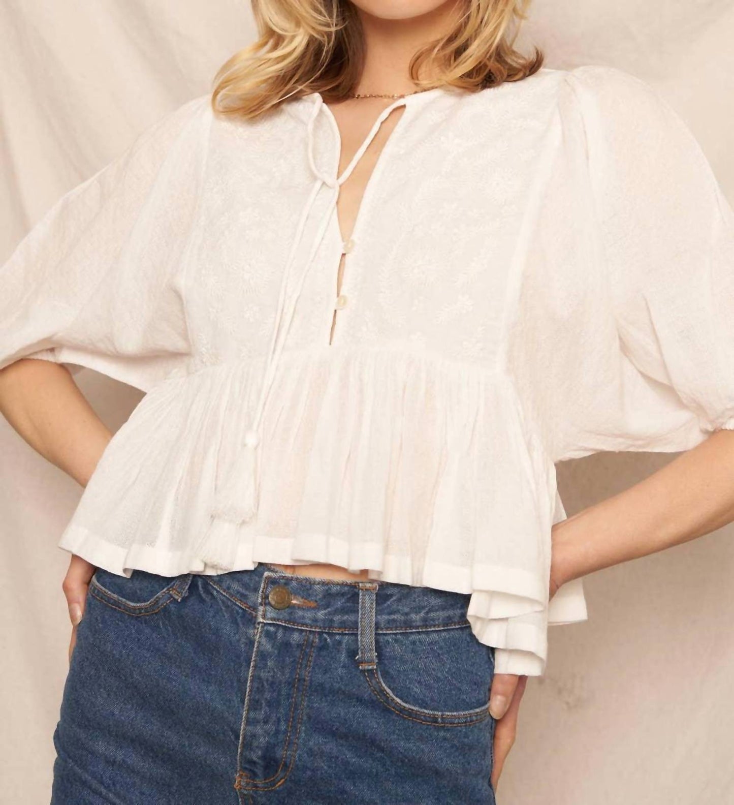 En Creme - Puff Sleeve Embroidered Top