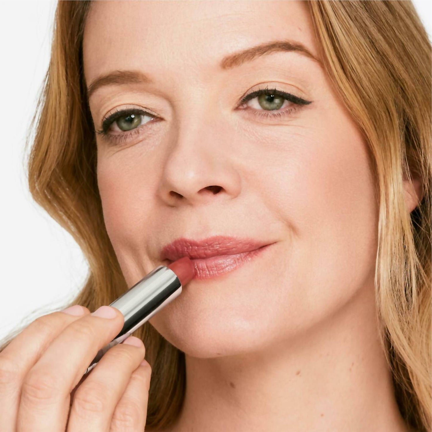 Clinique - Dramatically Different Lipstick