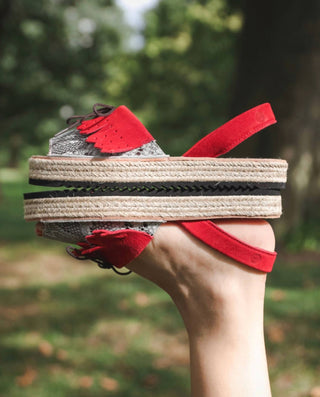 Numa By Spanians - Sandália Anabela Franjas Feminina Estreita