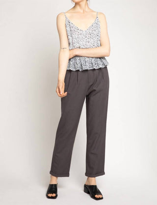 124 Voltaire - Calça Cônica com Prega Frontal