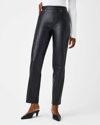 Spanx - COURO PARECIDO COM SLIM STRAIGHT