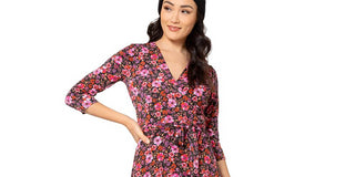 Vestido feminino Leota Perfect Wrap com babados e bainha vermelha