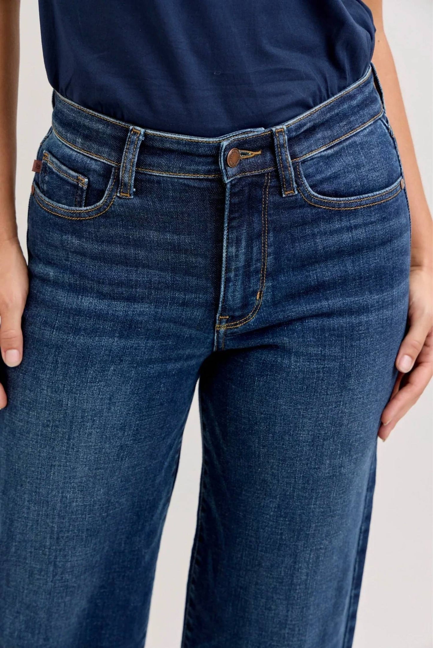 Judy Blue - Ankle Wide Leg Jean