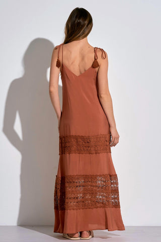 Elan - Vestido longo com detalhes em renda terracota