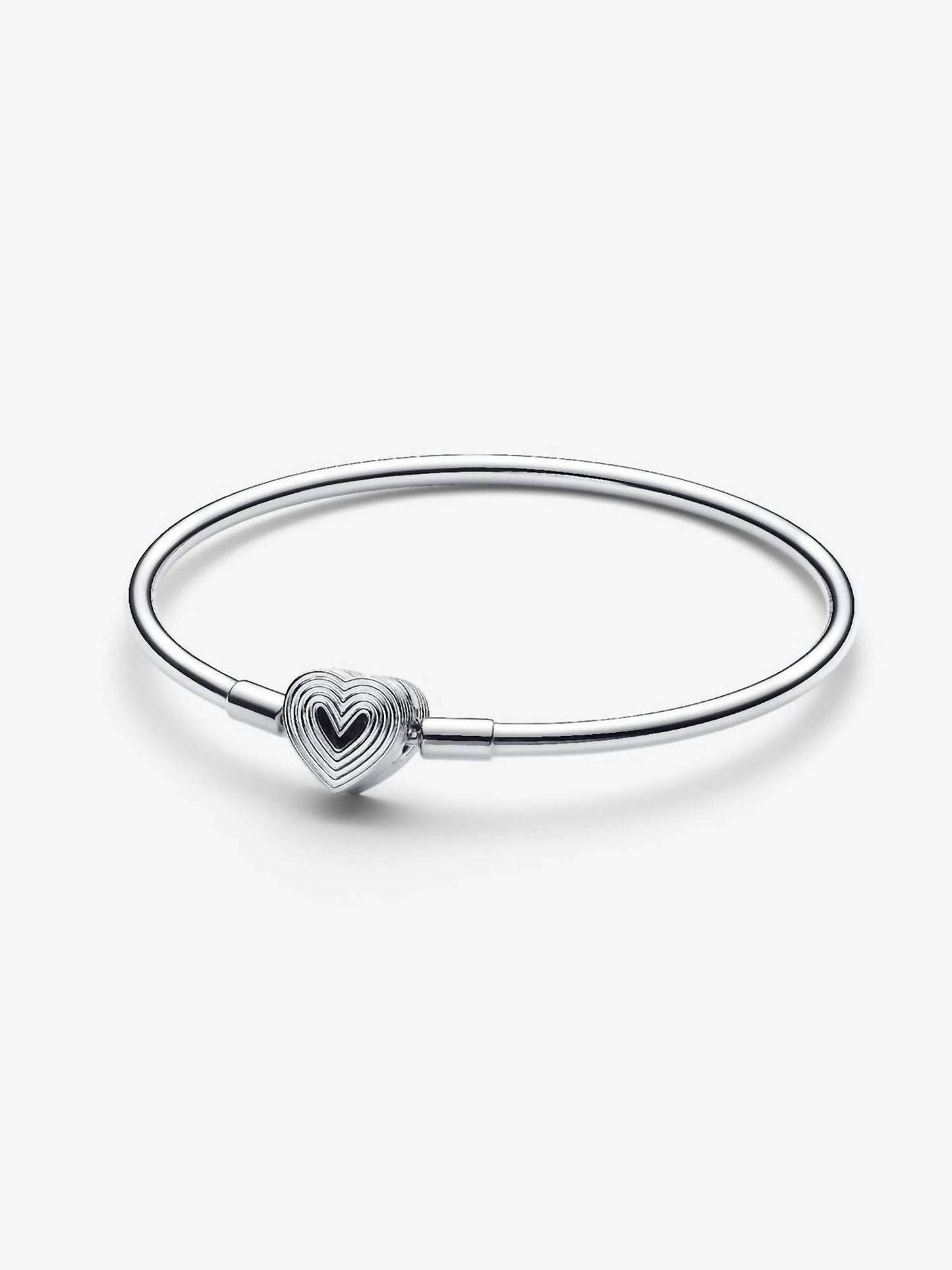 Pandora - Radiating Heart Clasp Bangle Sterling silver Lg
