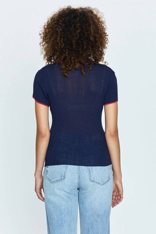 Pistola - Camiseta Romy com gola redonda