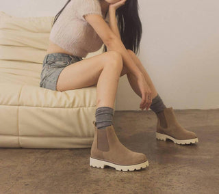 Oasis Society - Bota Chelsea Gianna Chunky Sole Feminina