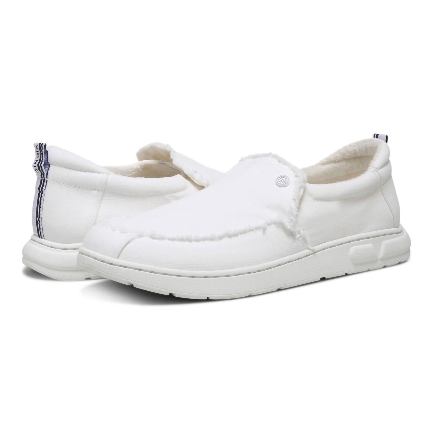 Vionic - MEN'S SEAVIEW CANVAS SLIP-ON SHOES