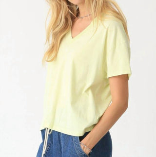 Electric &amp; Rose - Camiseta Chase com decote em V