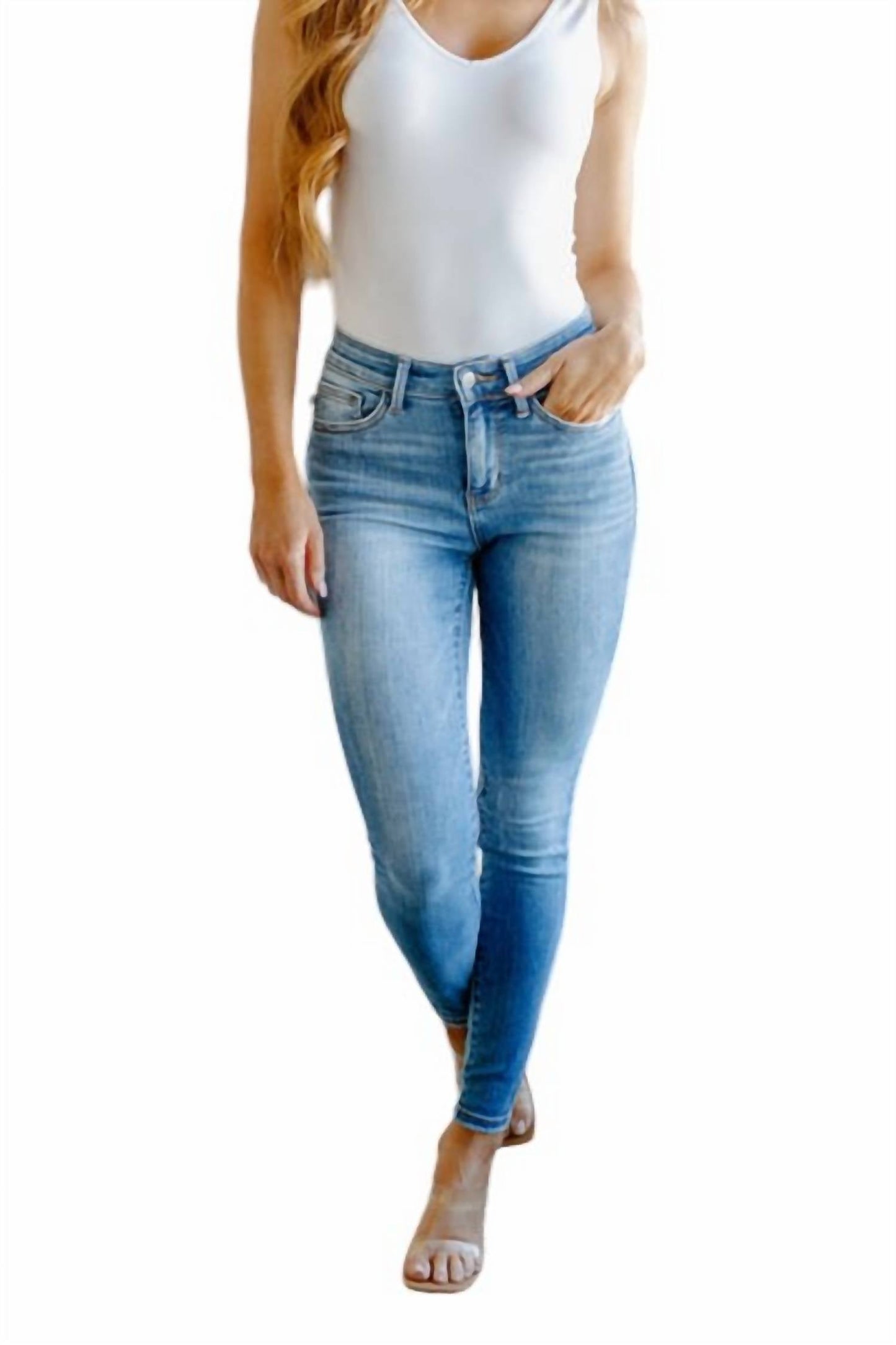 Judy Blue - Mid Rise Vintage Skinny Jeans