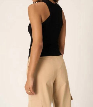 Projeto Social T - Regata com Costas Nadador e Ajuste Fino