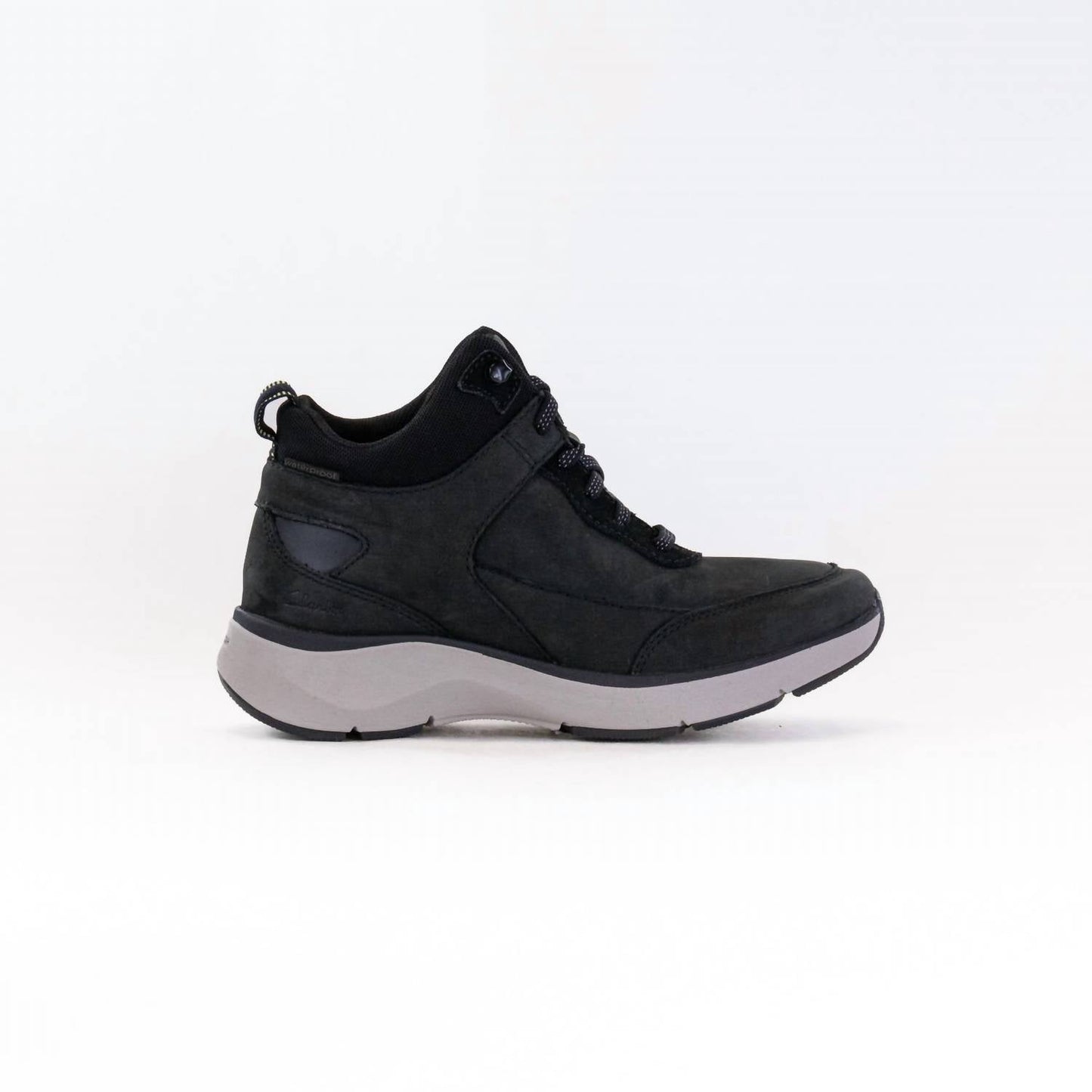 Clarks - Women's Wave 2.0 Mid Waterproof Ankle Boots