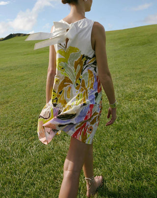 Marie Oliver - Vestido curto floral Marilyn