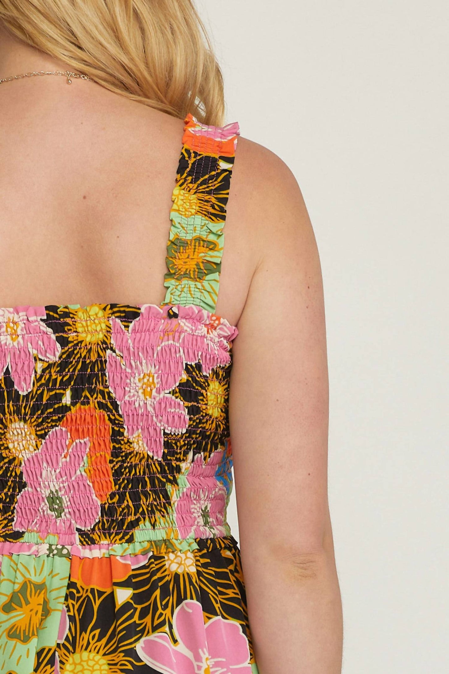 Entro - Floral Smocked Midi Dress