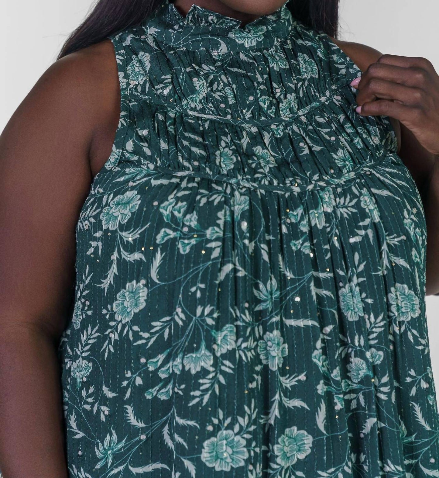 Just Bellina - Floral Burst Top - Plus