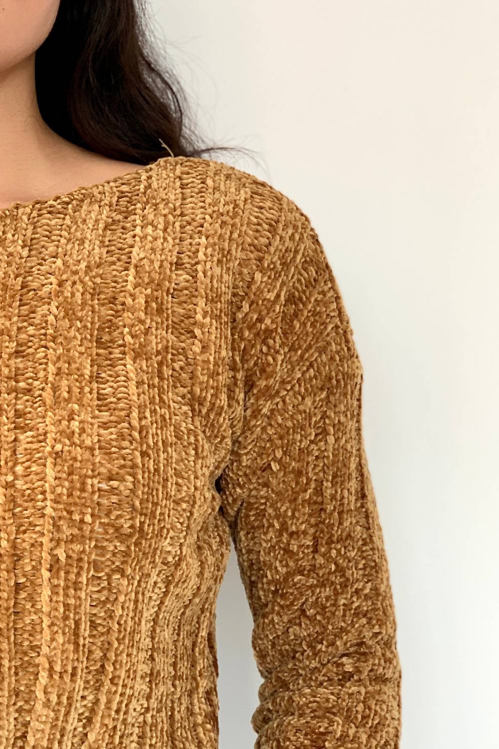 124 Voltaire - Crop It Sweater