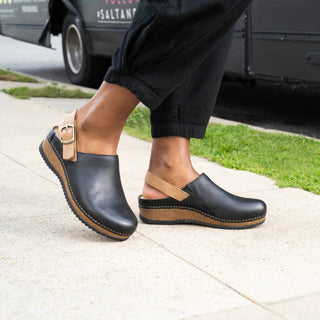 Dansko - Sapatos leves Merrin