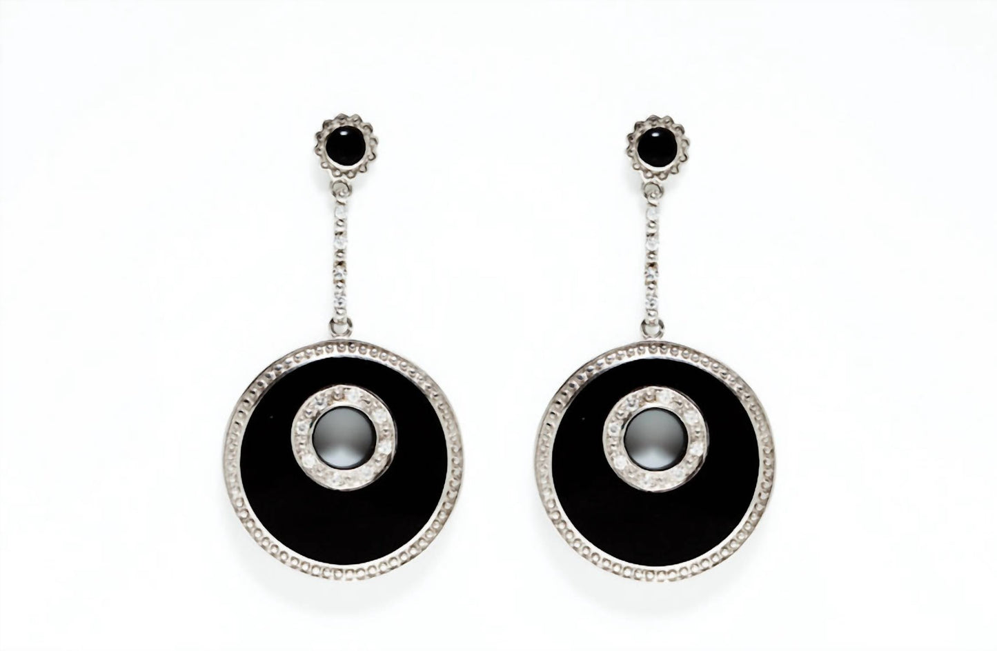 Avenue Chic - Women's Love Earrings