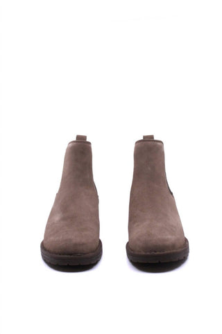 Born - Women's Cove Chelsea Booties