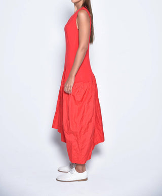 Simply Mila - Vestido Assimétrico Amman