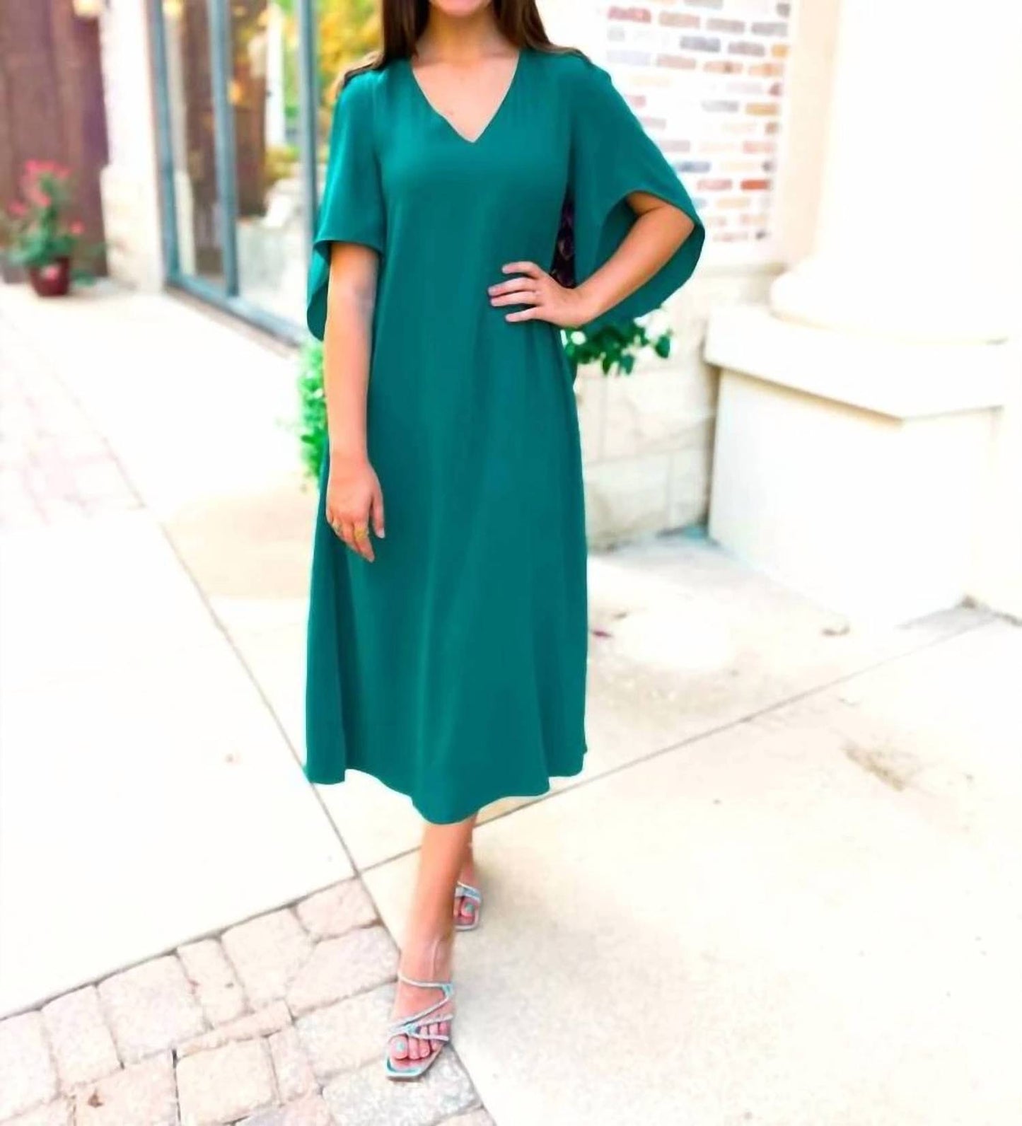 Anna Cate - Meredith Midi Short Sleeve Dress