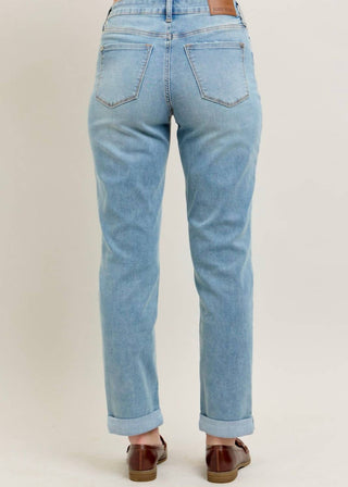 Judy Blue - Calça jeans boyfriend com punho em V