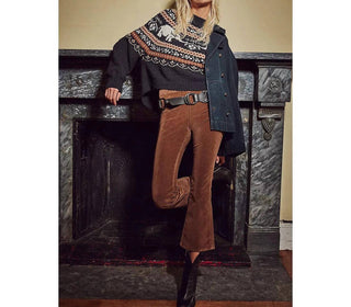 Free People - Calça flare slim cropped de veludo In My Feelings