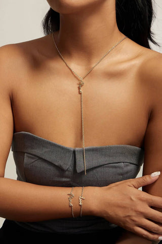 Eklexic - Colar Lariat Mama Script Feminino Delicado