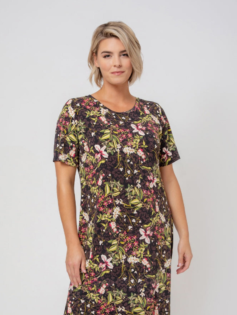 Vestido longo Eva feminino Leota marrom tamanho 2X