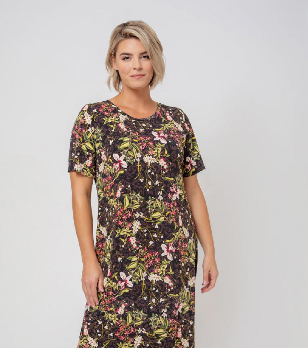 Vestido longo Eva feminino Leota marrom tamanho 3X