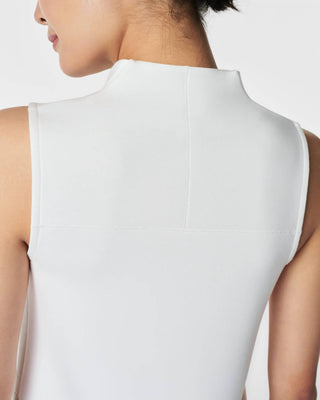 Spanx - Vestido curto com decote em V AirEssentials