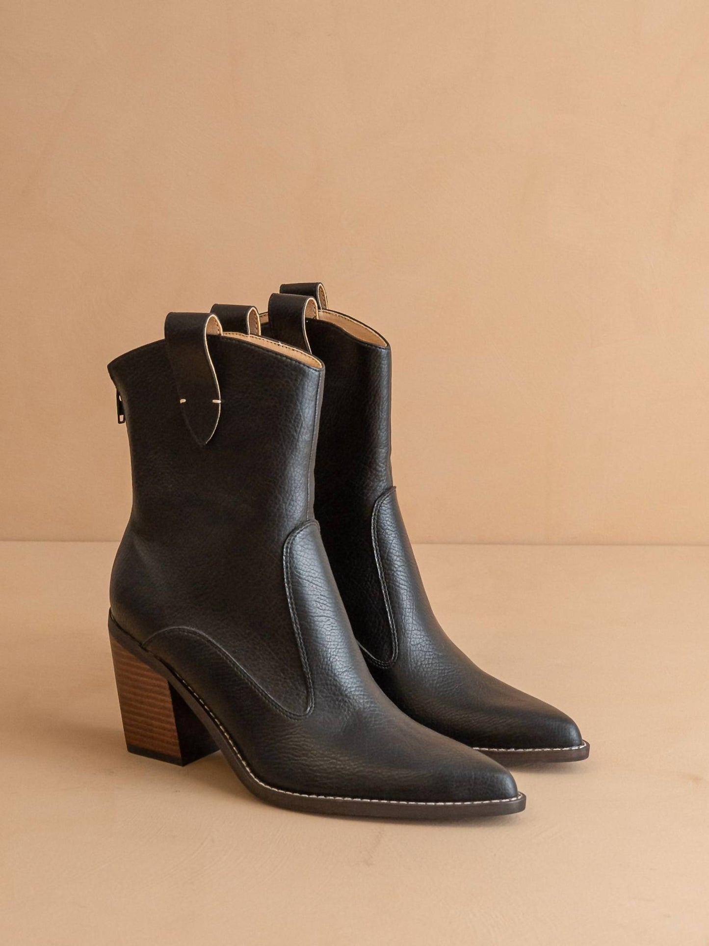 Oasis Society - Women's Tara Two Paneled Western Boot