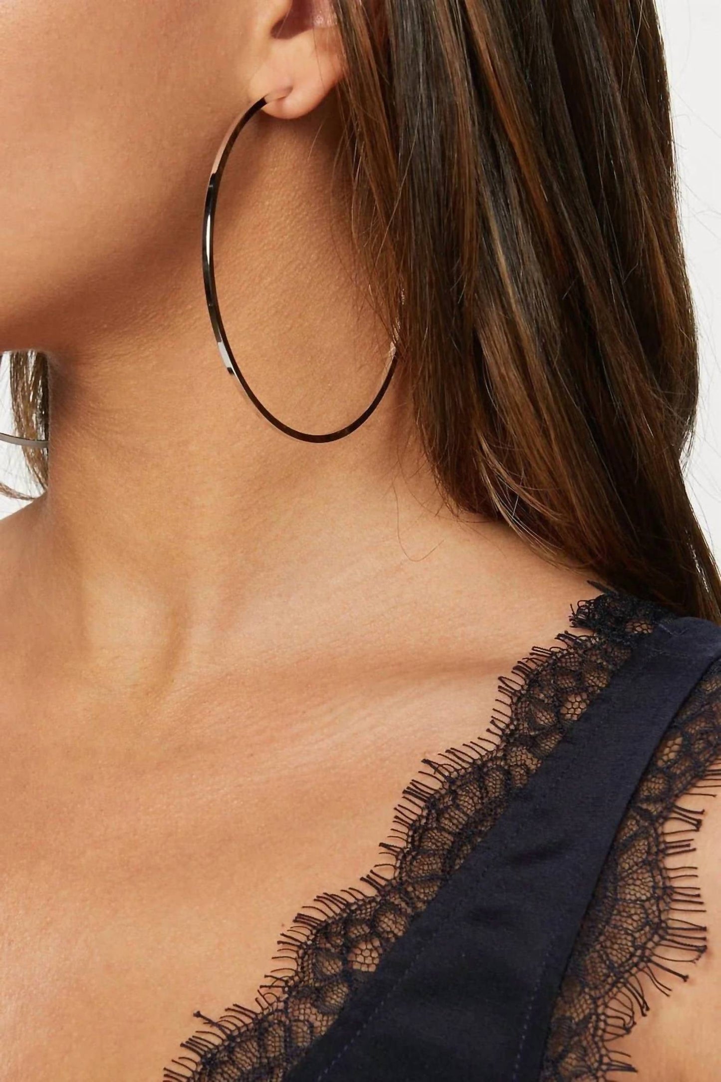 Eklexic - Women's 3" Ava Hoops