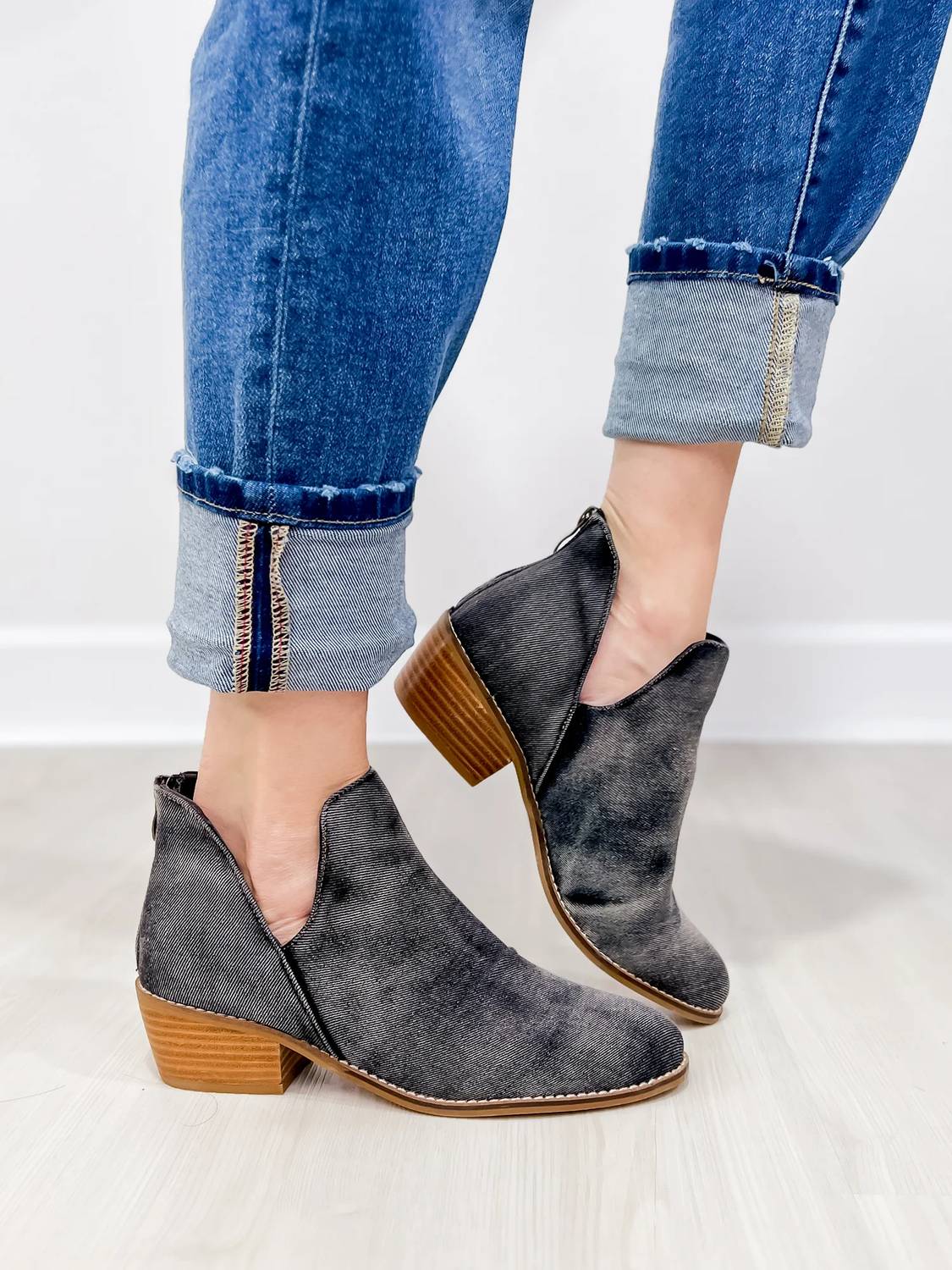 Corkys Footwear - Women's Vanish Washed Boots