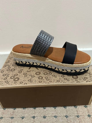 Avanti - Women's Ibiza Sandal