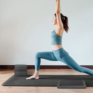 Conjunto de ioga BalanceFrom Fitness com 7 peças, tapete, faixa elástica e joelheira, cinza