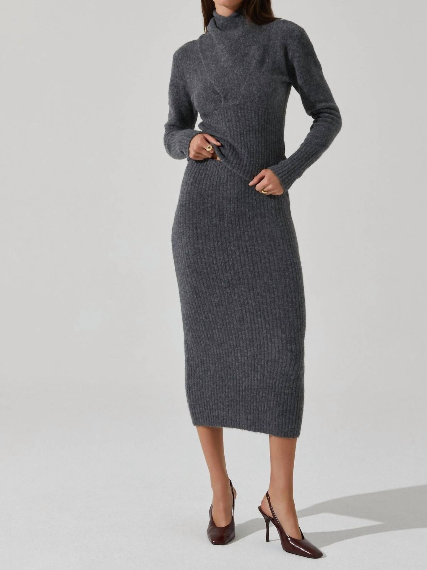 Astr - Neve Ribbed Sweater Midi Skirt