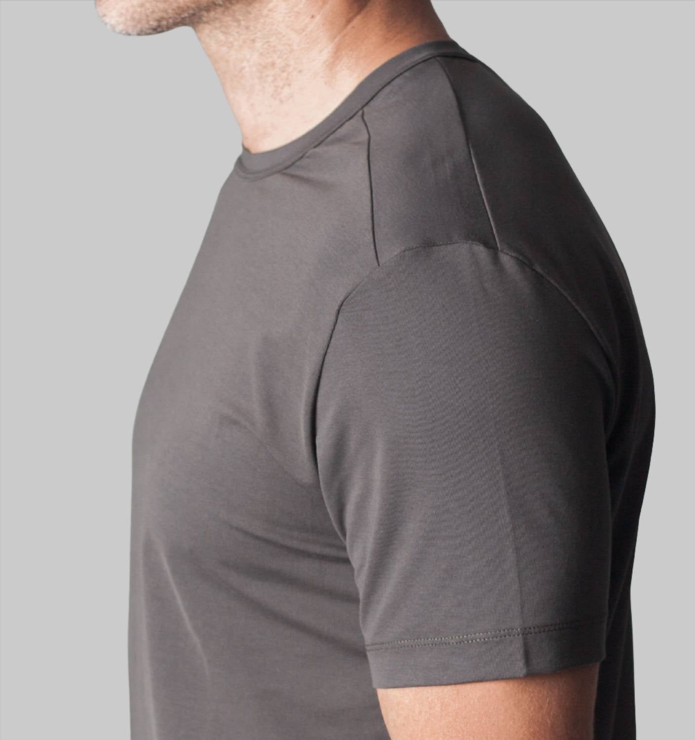 Buki - Cinqo Crew Neck T-shirt